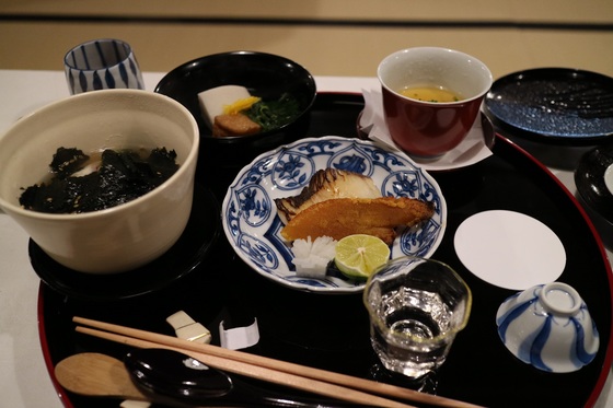 鯛茶漬けとカラスミ等の絶品料理.JPG